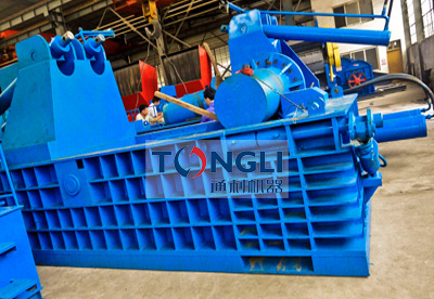 廢金屬打包機(jī)、金屬壓塊機(jī)